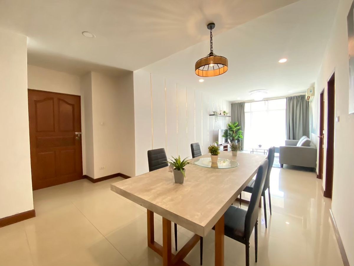 klang krung resort  30/67