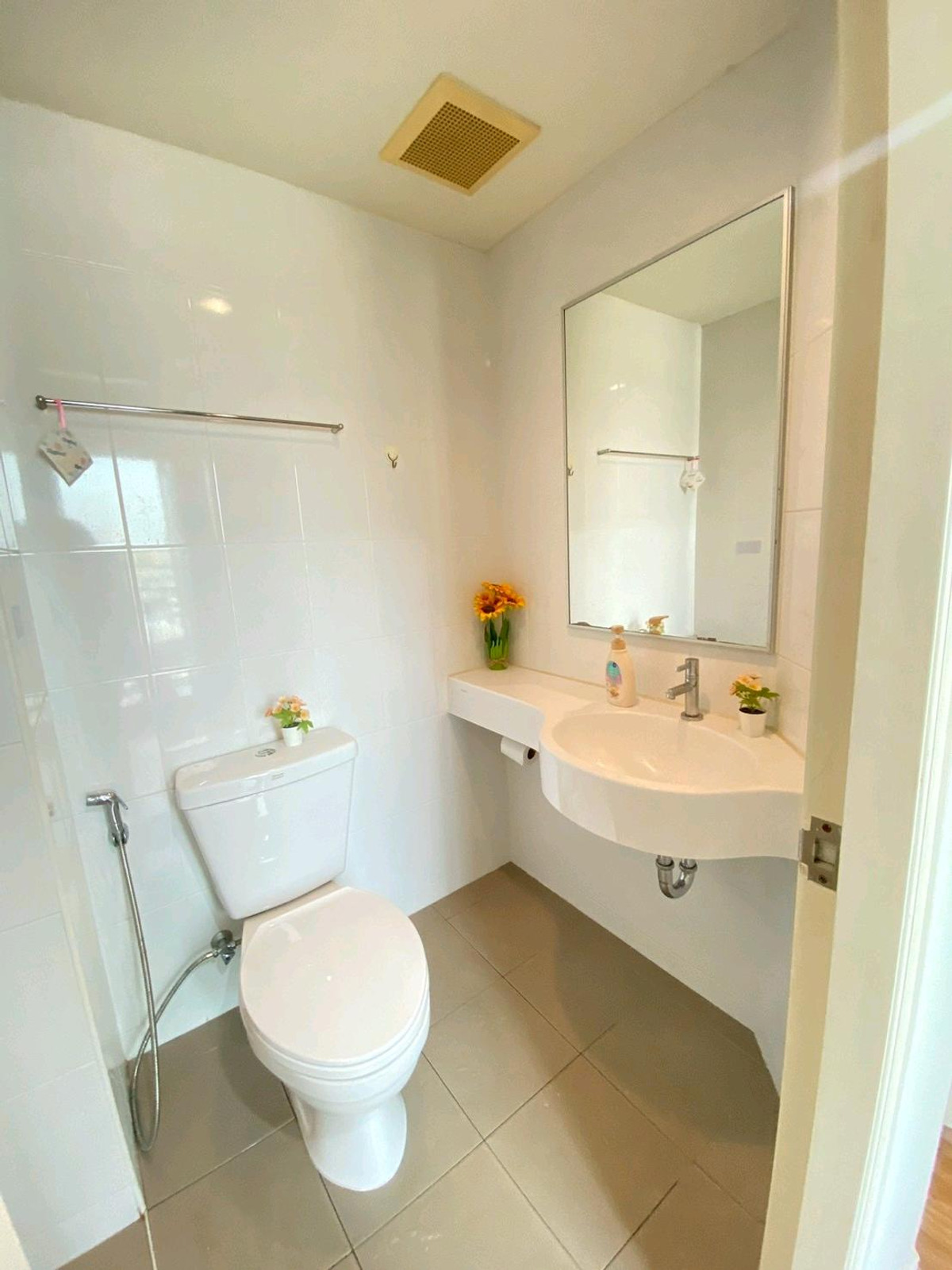 คอนโด ลุมพินี พาร์ค นวมินทร์-ศรีบูรพา