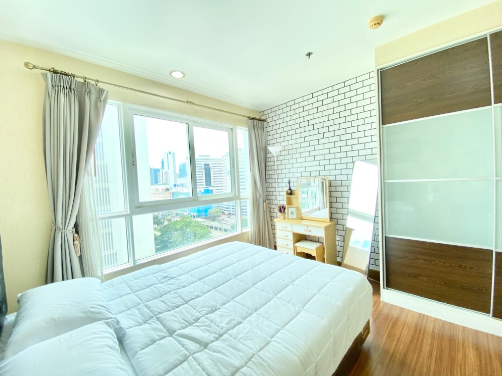 1011 ( Diamond Ratchada )