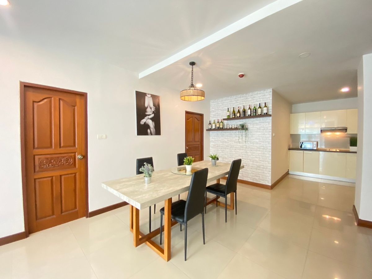 klang krung resort  30/67