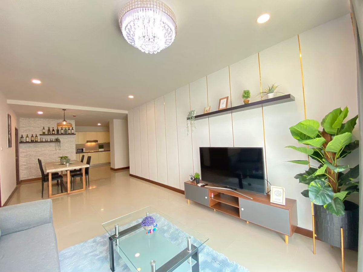 klang krung resort  30/67
