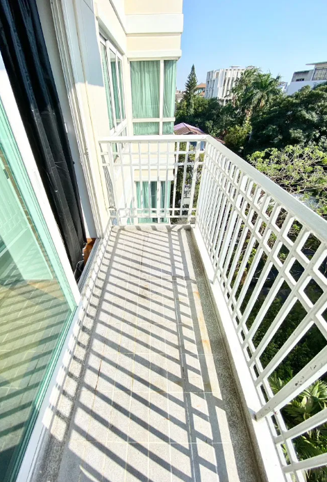 10/128 ( Baan Siri Sathorn - Yenakard )