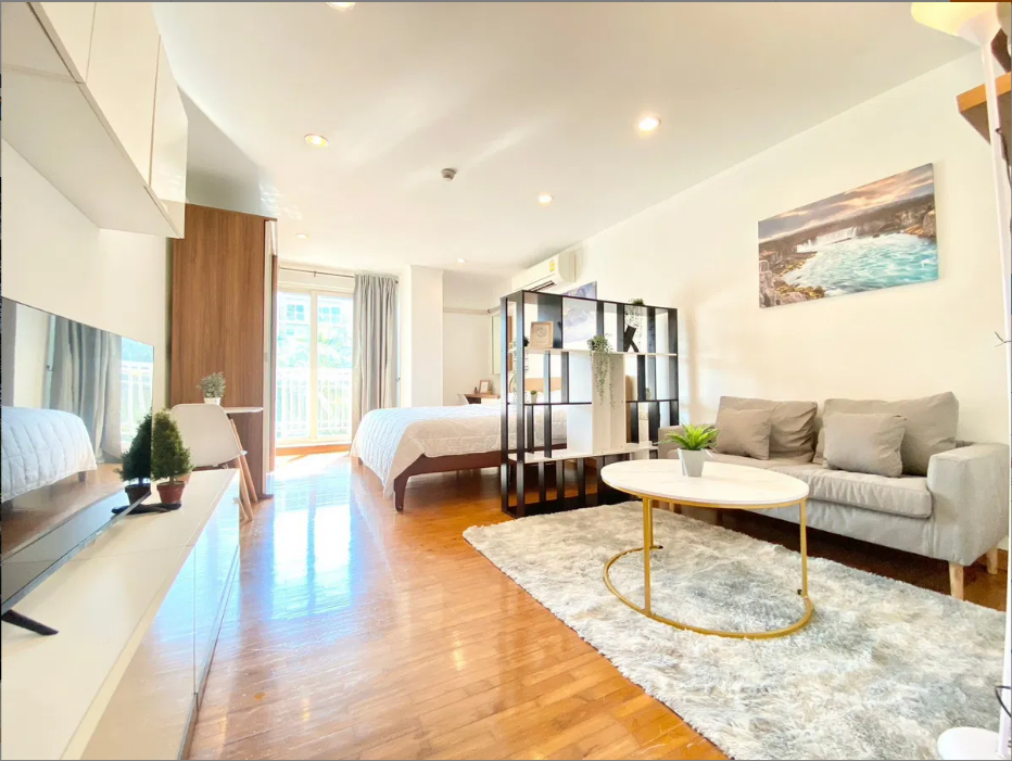 10/128 ( Baan Siri Sathorn - Yenakard )