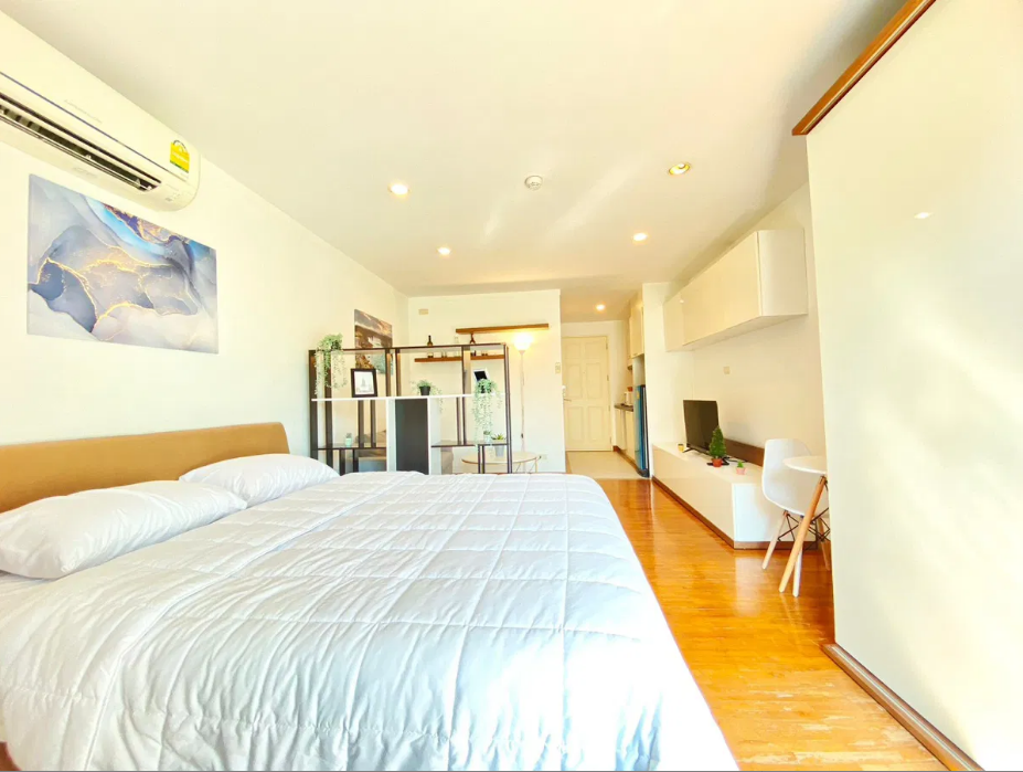 10/128 ( Baan Siri Sathorn - Yenakard )
