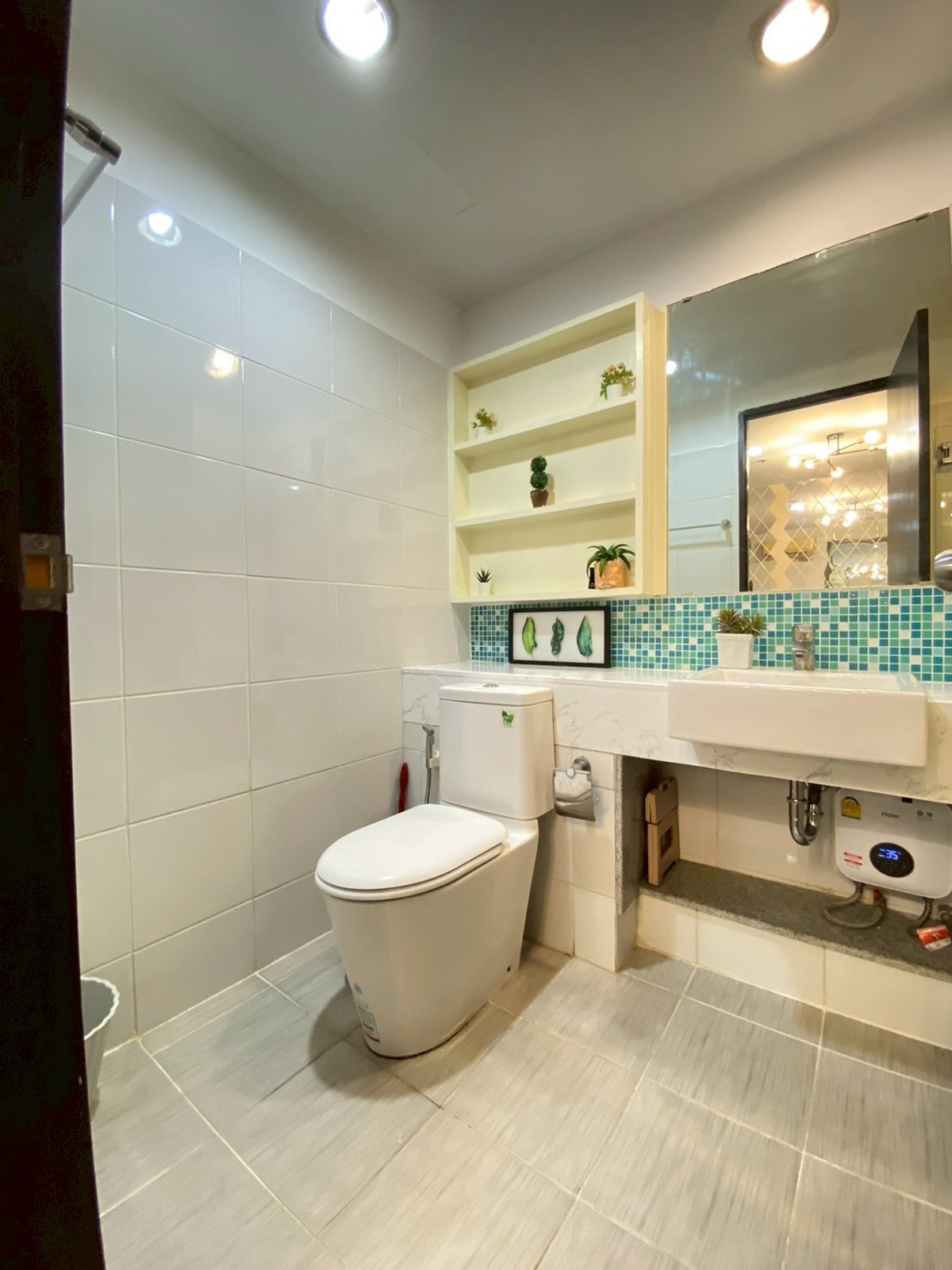 Diamond Ratchada 37 ตรม. ราคา 13,900 บาท ชั้น 10