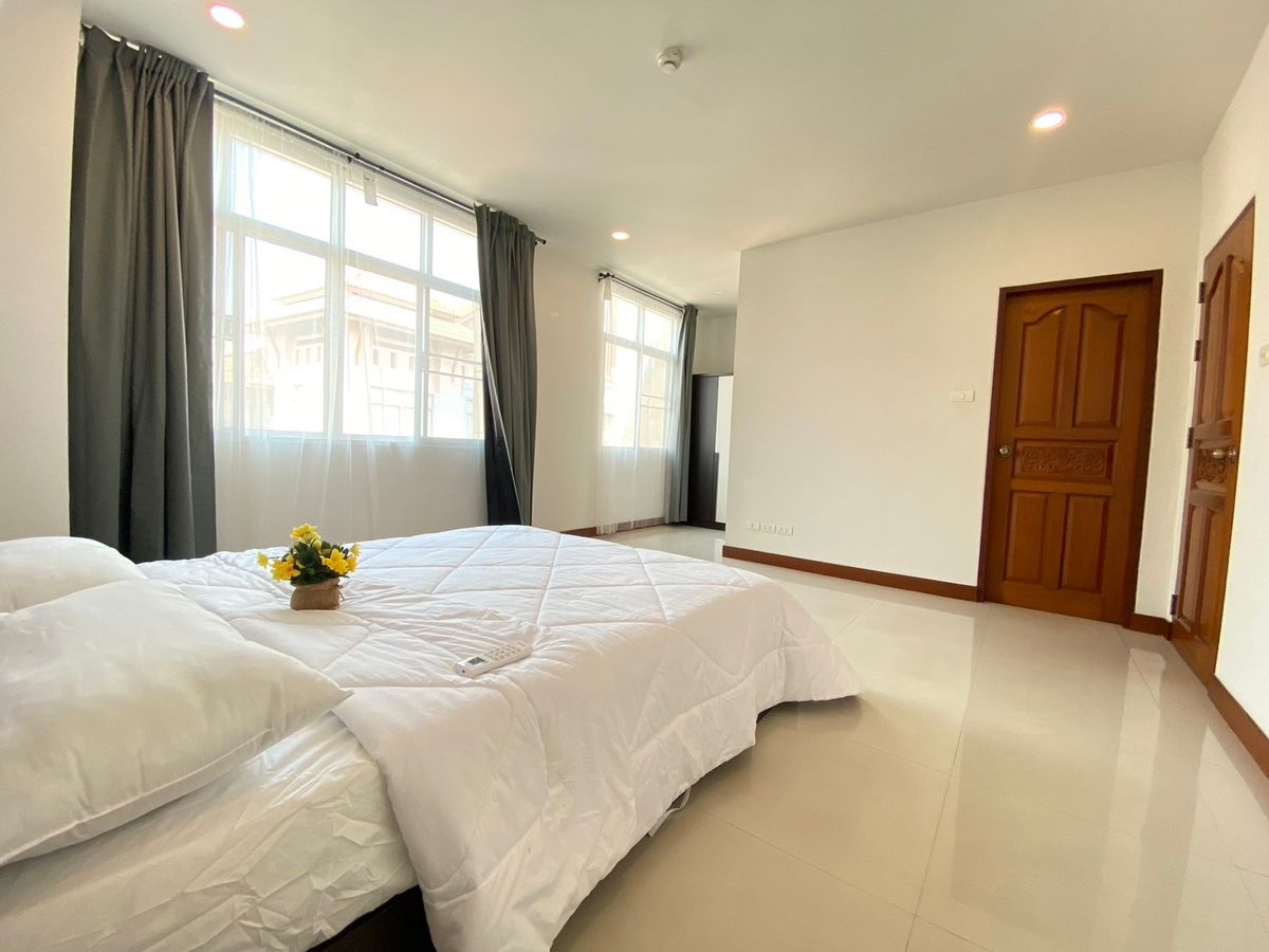 klang krung resort  30/67