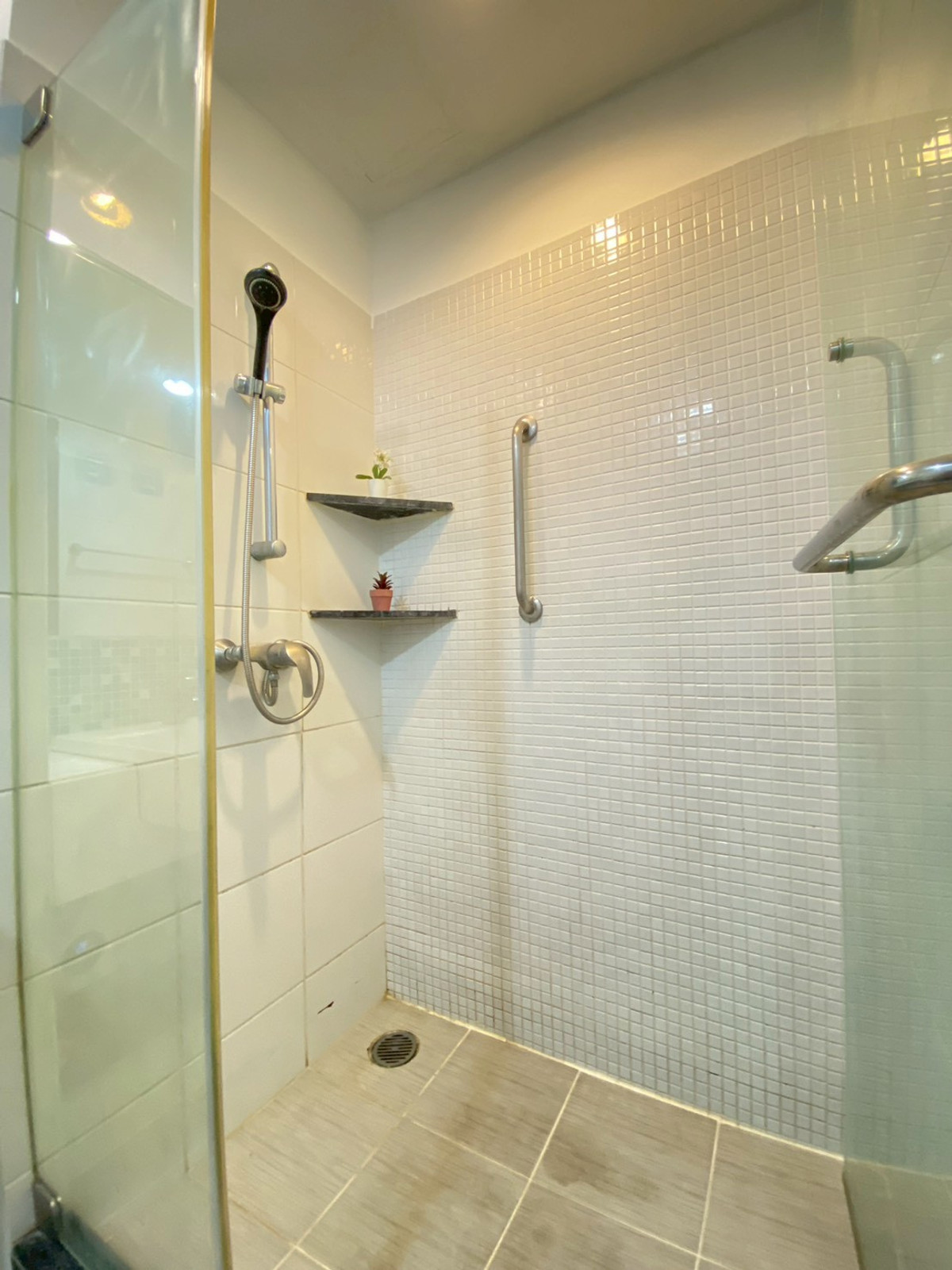 Diamond Ratchada 37 ตรม. ราคา 13,900 บาท ชั้น 10